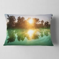 Designart lijepa ljetna rijeka na zalasku sunca - pejzažni štampani jastuk za bacanje - 12x20
