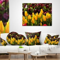 Designart prekrasni Žuti tulipani vrt - jastuk za bacanje cvijeća-18x18