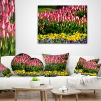 Designart Tulip vrt sa žutim cvjetovima - cvjetni jastuk-16x16